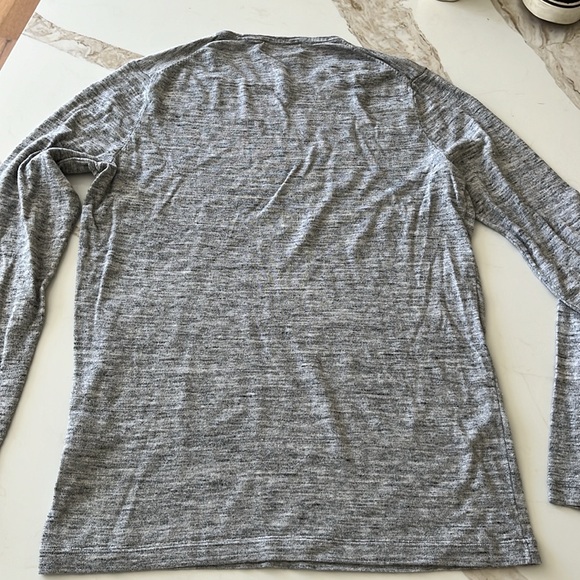 EUC Vince men’s cotton cashmere blend grey long sleeve striped sweater - Picture 5 of 8